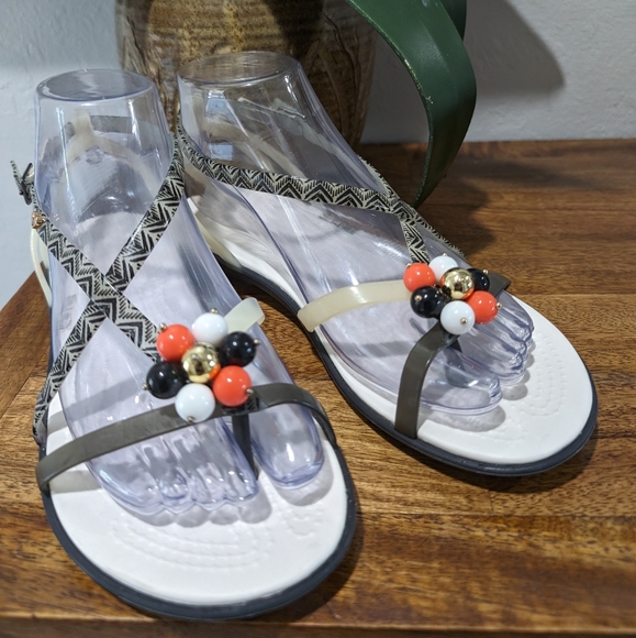Crocs Drew Barrymore Isabella Black Flat Sandals womens 7 Limited Edition - Picture 1 of 11